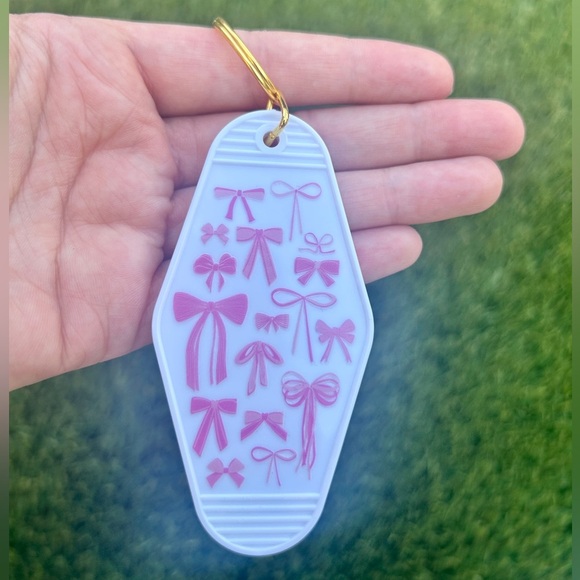 Handmade Pink Motel Keychain – Choose Your Style (Gingham, Smiley, Bows & More) - Picture 3 of 15